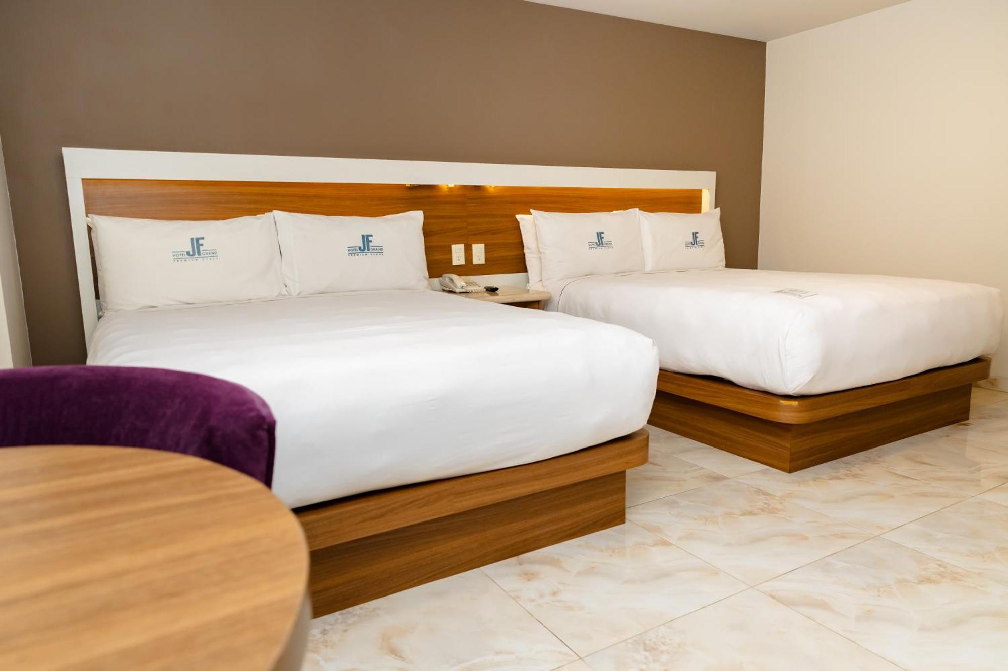 Jf Grand Puebla Hotel Buitenkant foto